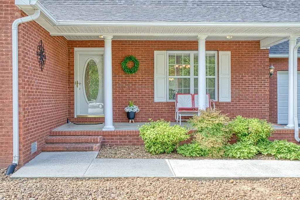 1099 Heathwood West Drive Cookeville TN 38506