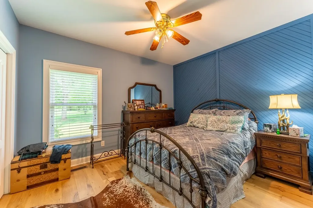 320 E Iron Wood Circle Crossville TN 38571