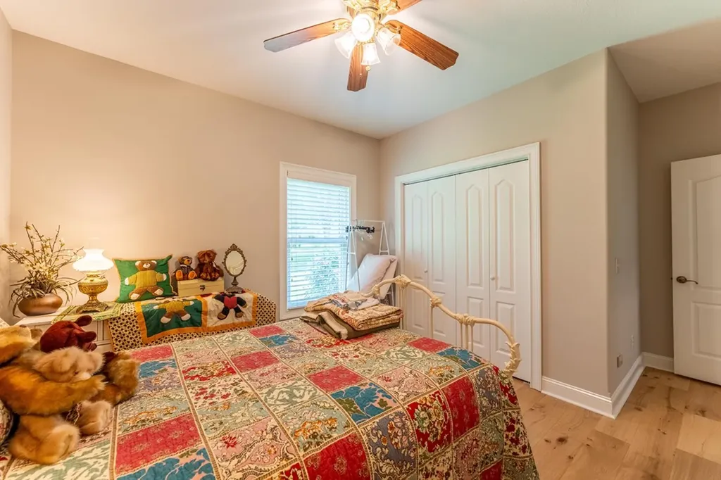 320 E Iron Wood Circle Crossville TN 38571