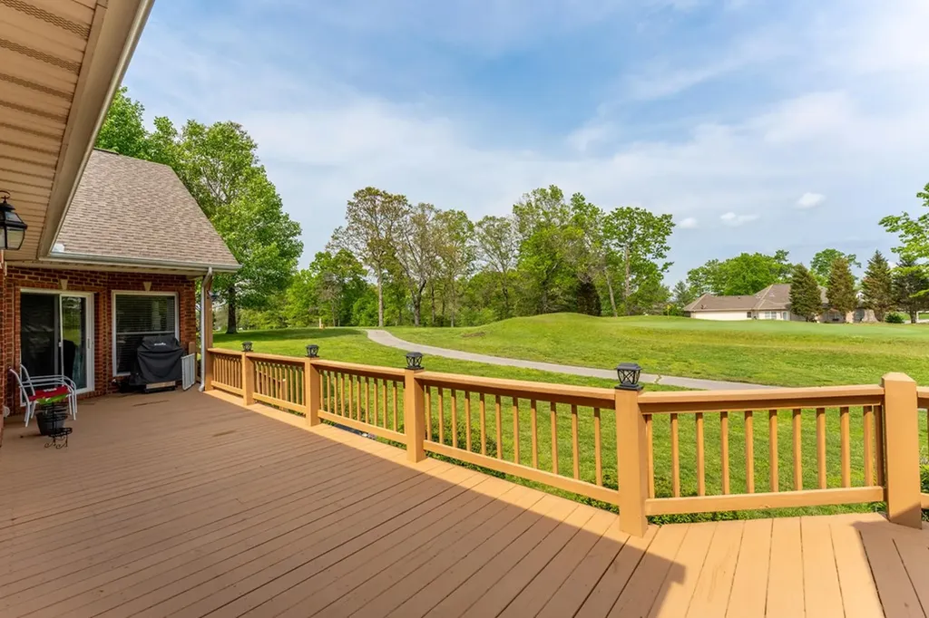 320 E Iron Wood Circle Crossville TN 38571