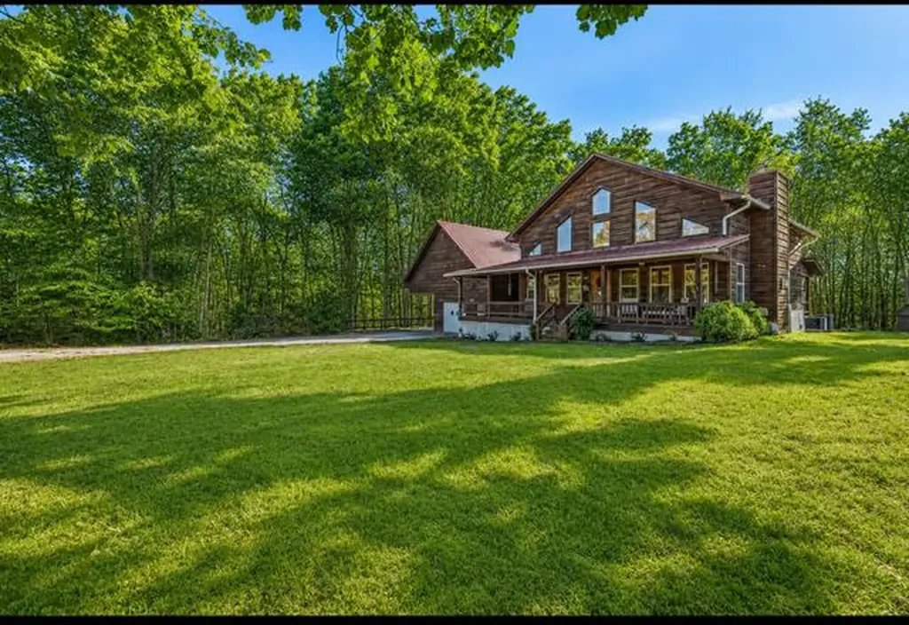 5661 Willow Grove Highway Allons TN 38541