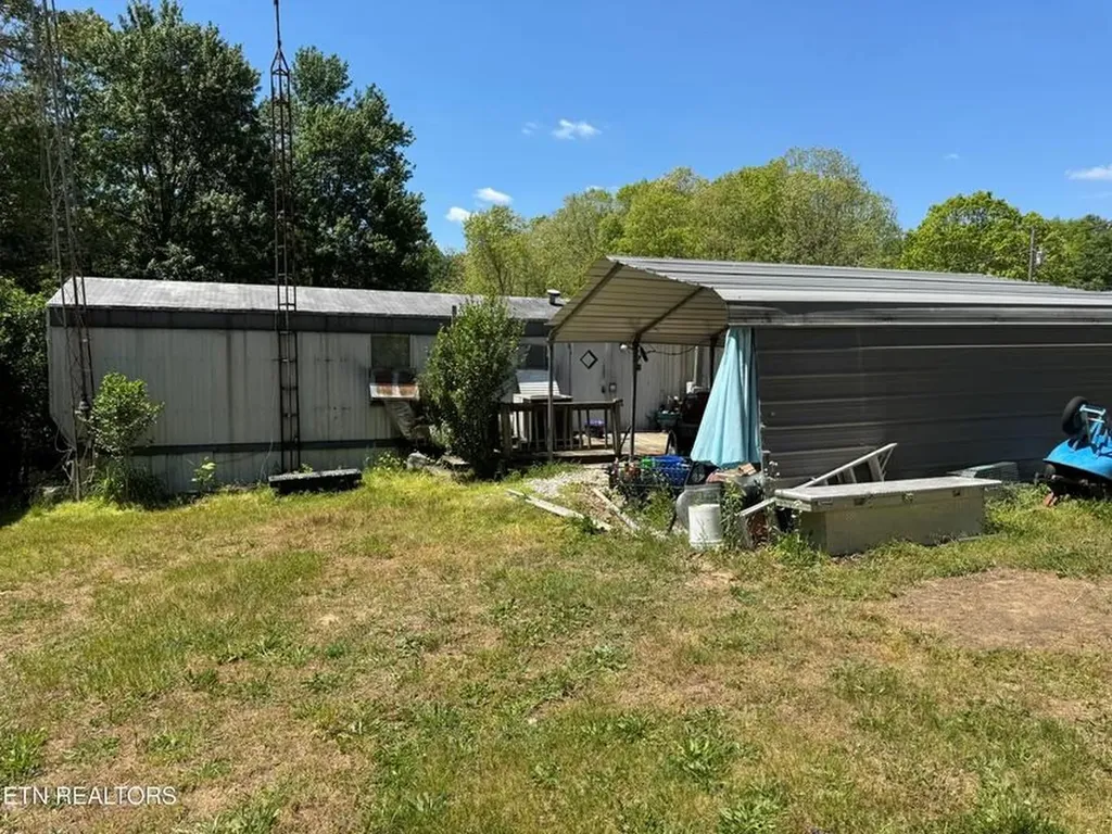 1022 Spring Hill Circle Jamestown TN 38556-5681