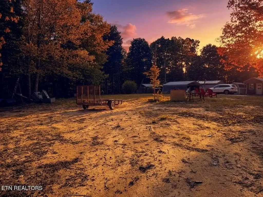 1022 Spring Hill Circle Jamestown TN 38556-5681