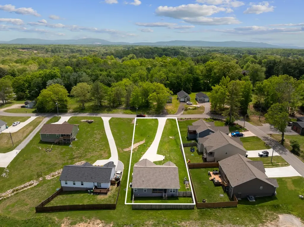 359 Dayton Avenue Crossville TN 38555