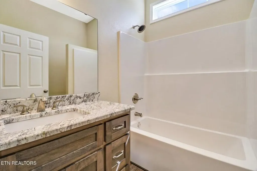 103 N Duncan Street Jamestown TN 38556