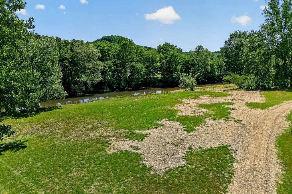 Lot 5&6 Roaring River Campground Gainesboro TN 38562