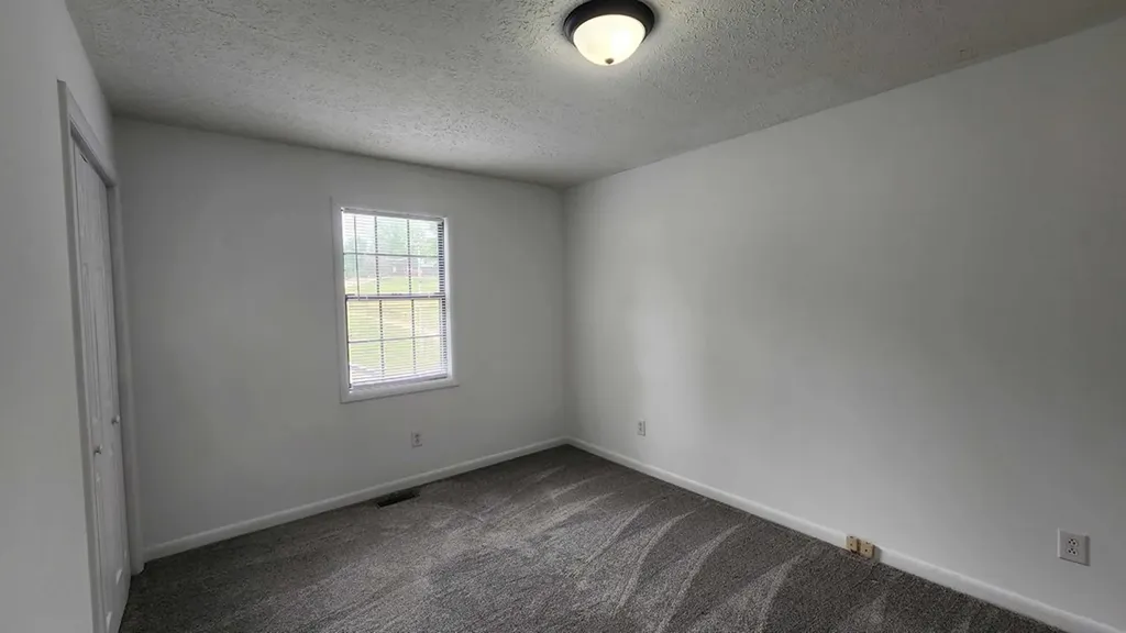 1825 Freehill Road Celina TN 38551