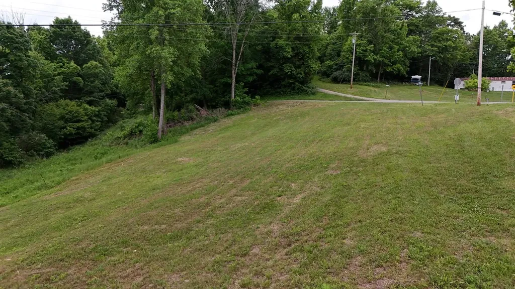 1825 Freehill Road Celina TN 38551