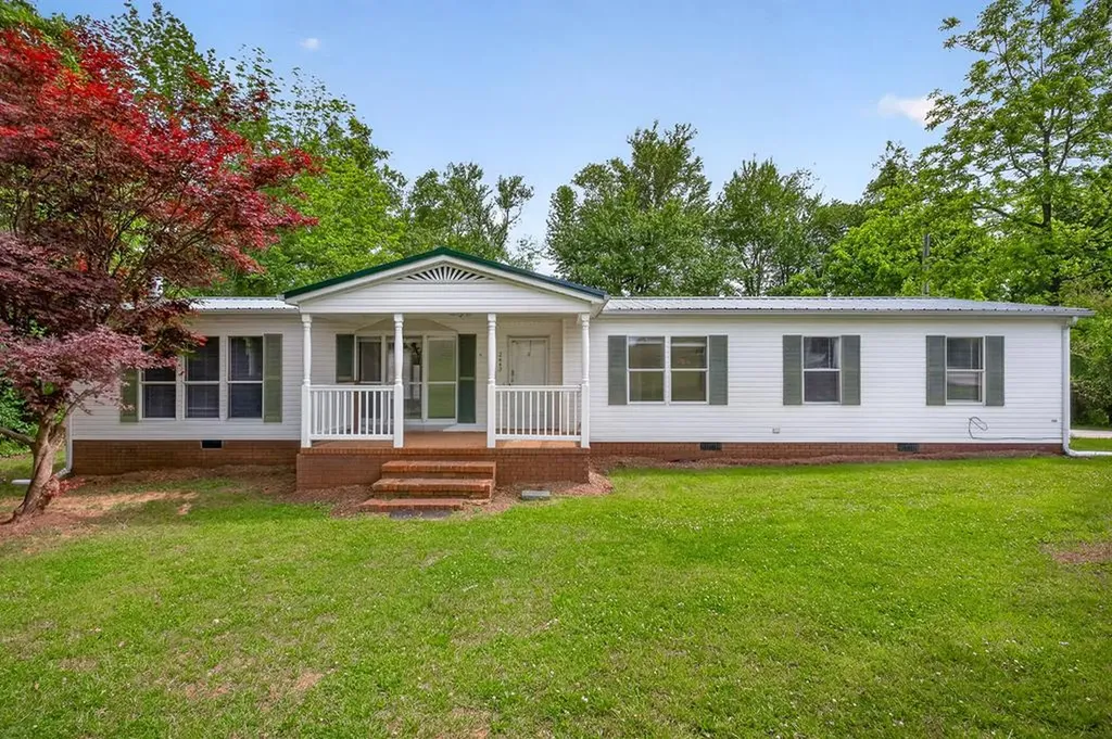 2443 Buck Mountain Road Cookeville TN 38506