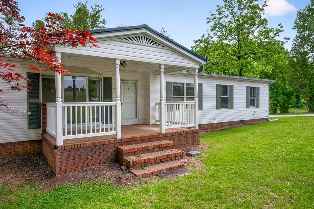 2443 Buck Mountain Road Cookeville TN 38506