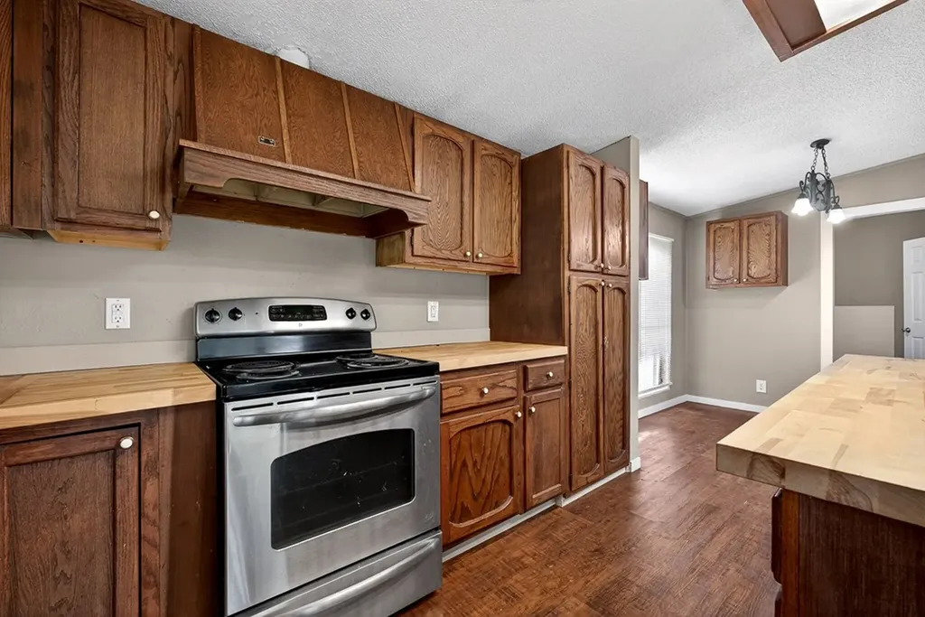 2443 Buck Mountain Road Cookeville TN 38506