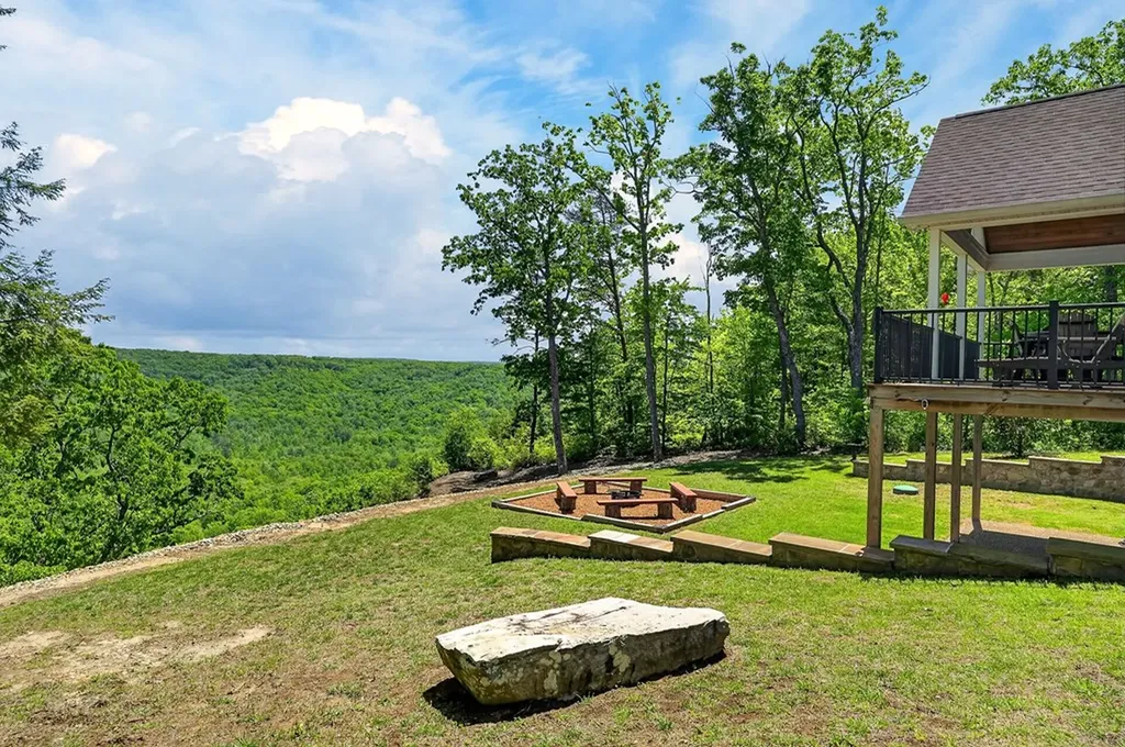 865 Eastridge Pass Monterey TN 38574