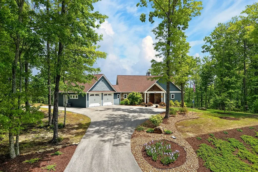 865 Eastridge Pass Monterey TN 38574