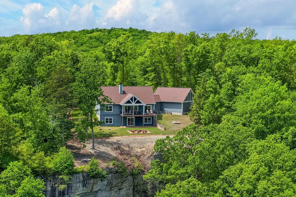 865 Eastridge Pass Monterey TN 38574