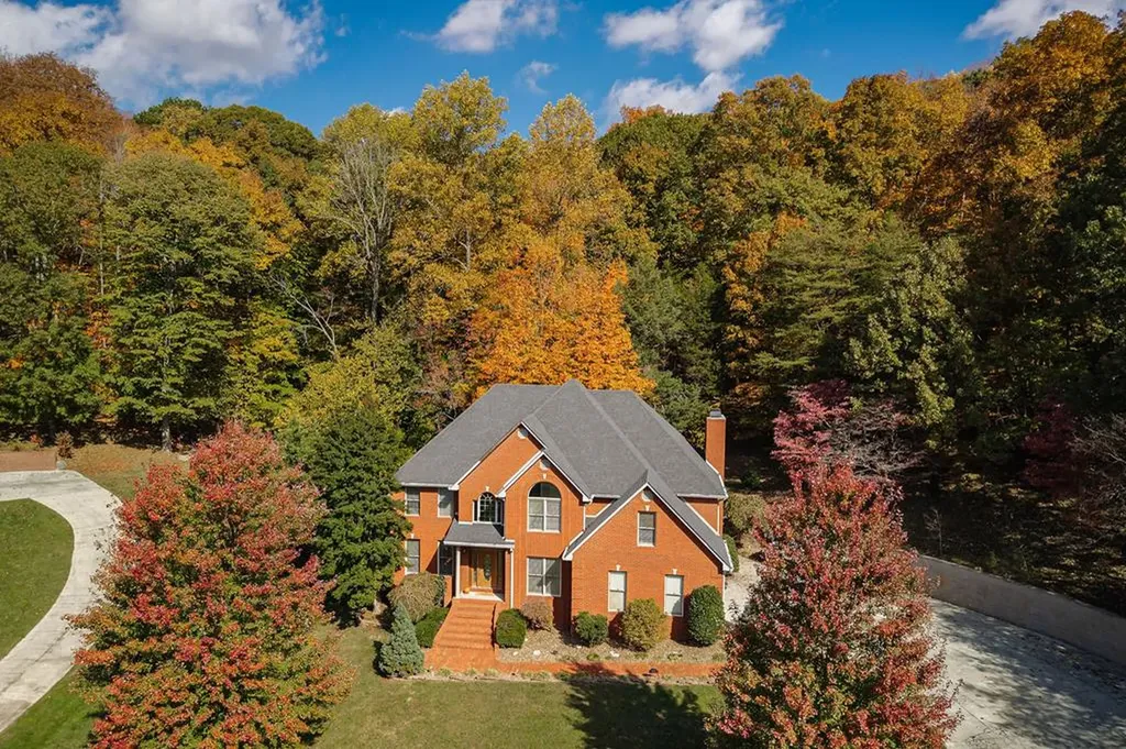 1434 N Plantation Drive Cookeville TN 38506