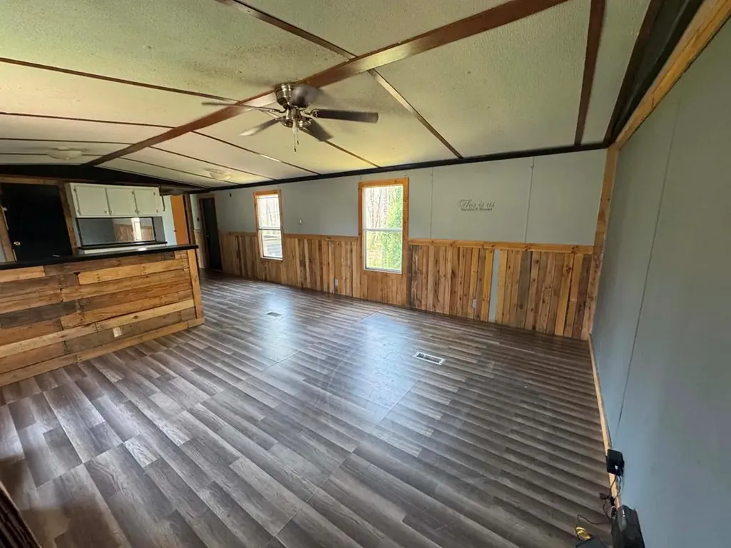 2795 2795 Glade Creek Road Sparta TN 38583