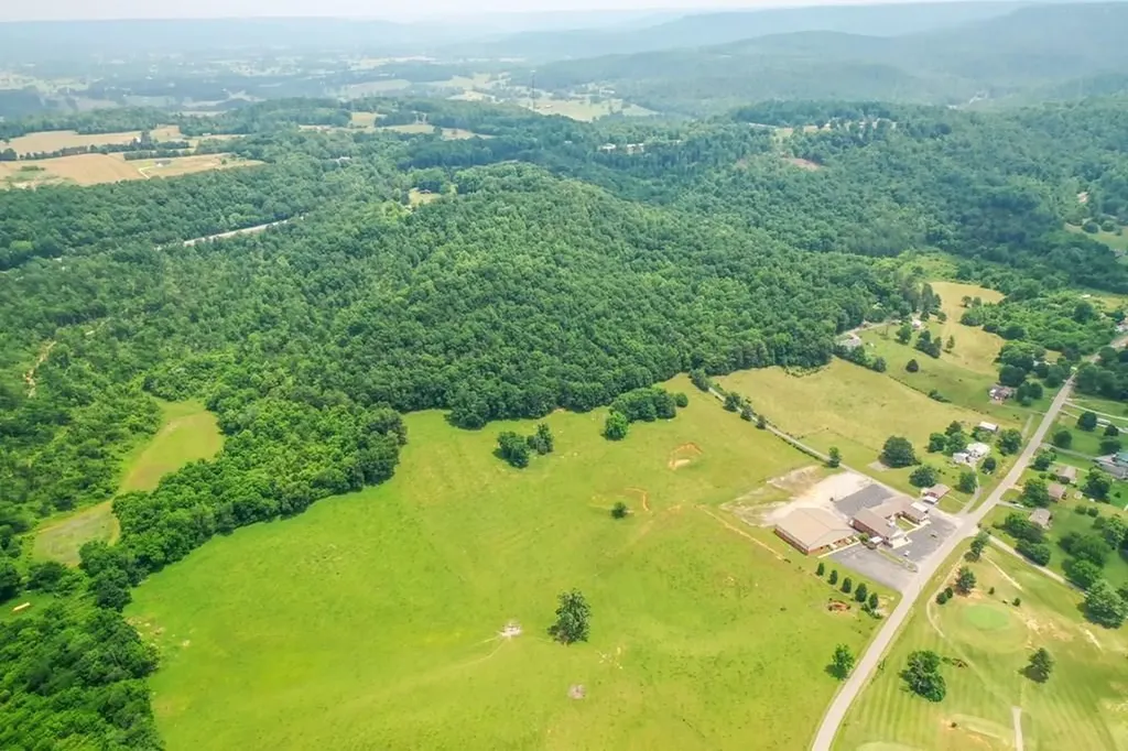 1364 Country Club Road Sparta TN 38583