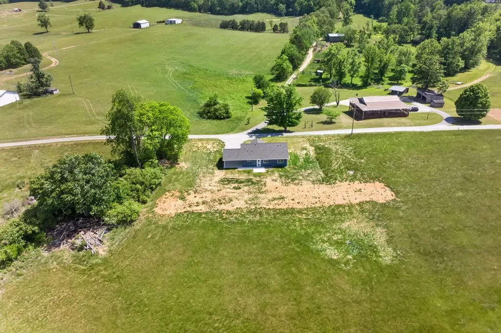 116 Bill Storie Road Byrdstown TN 38549
