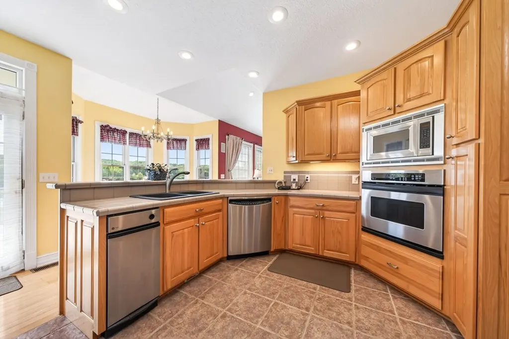 321 Magnolia Lane Crossville TN 38555