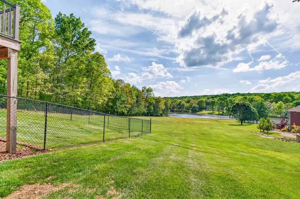 321 Magnolia Lane Crossville TN 38555