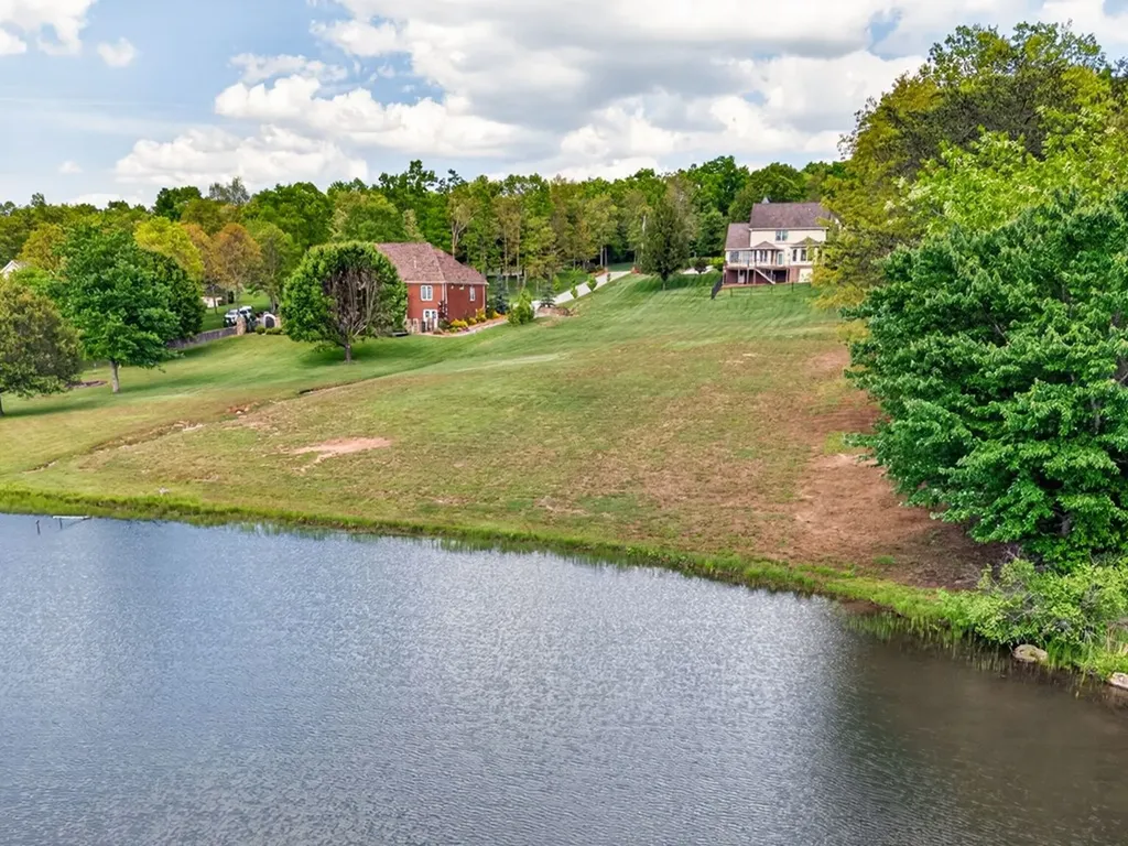 321 Magnolia Lane Crossville TN 38555
