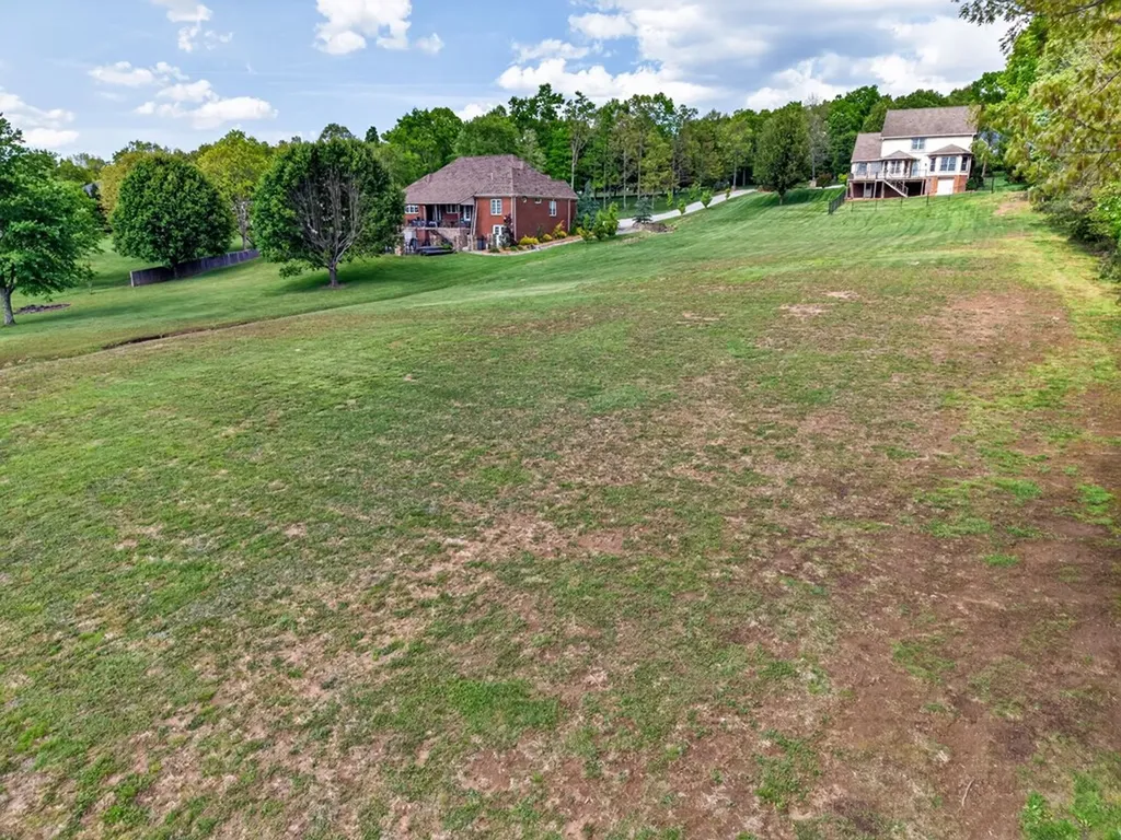 321 Magnolia Lane Crossville TN 38555