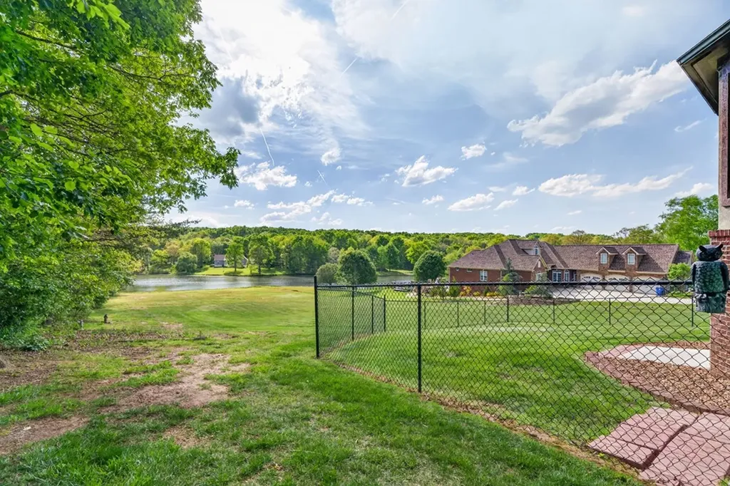 321 Magnolia Lane Crossville TN 38555