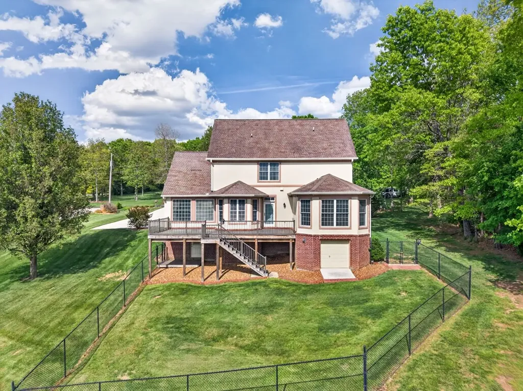 321 Magnolia Lane Crossville TN 38555