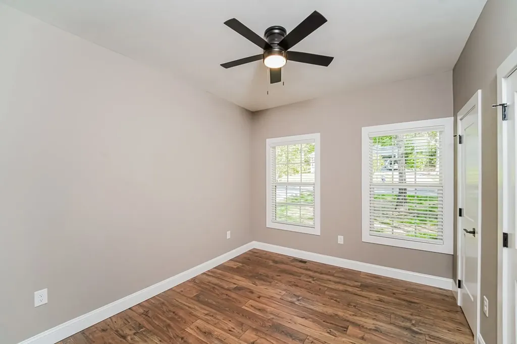 165 Lakeshire Drive Crossville TN 38558-9006