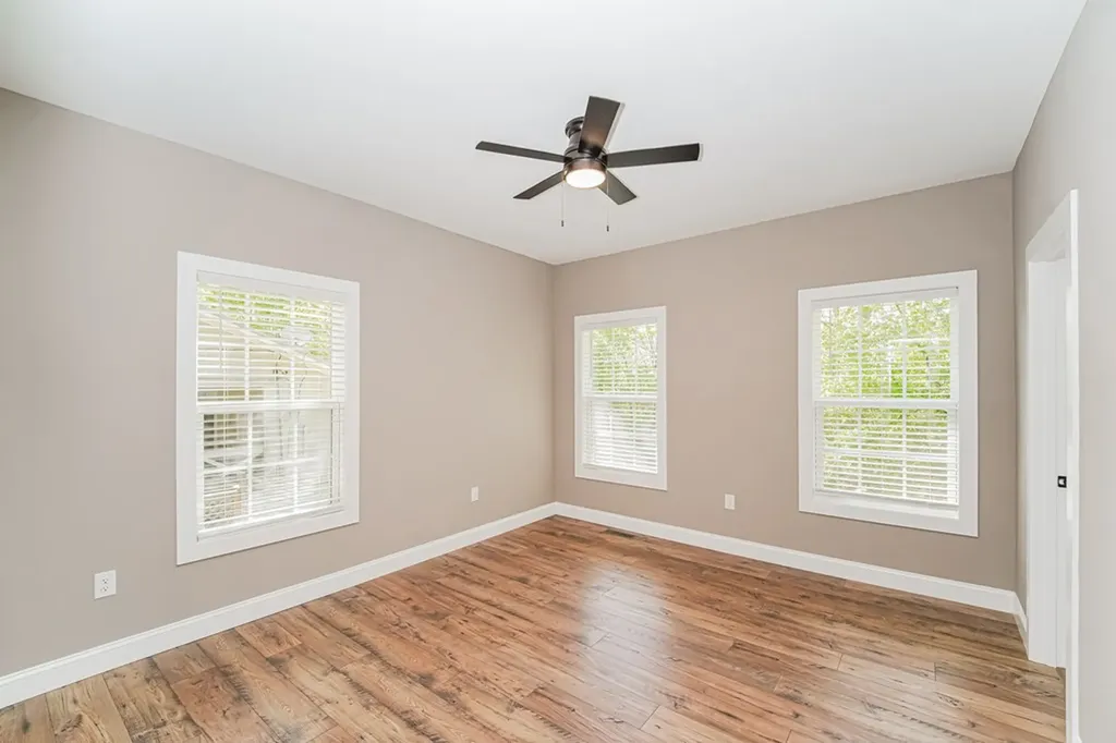 165 Lakeshire Drive Crossville TN 38558-9006