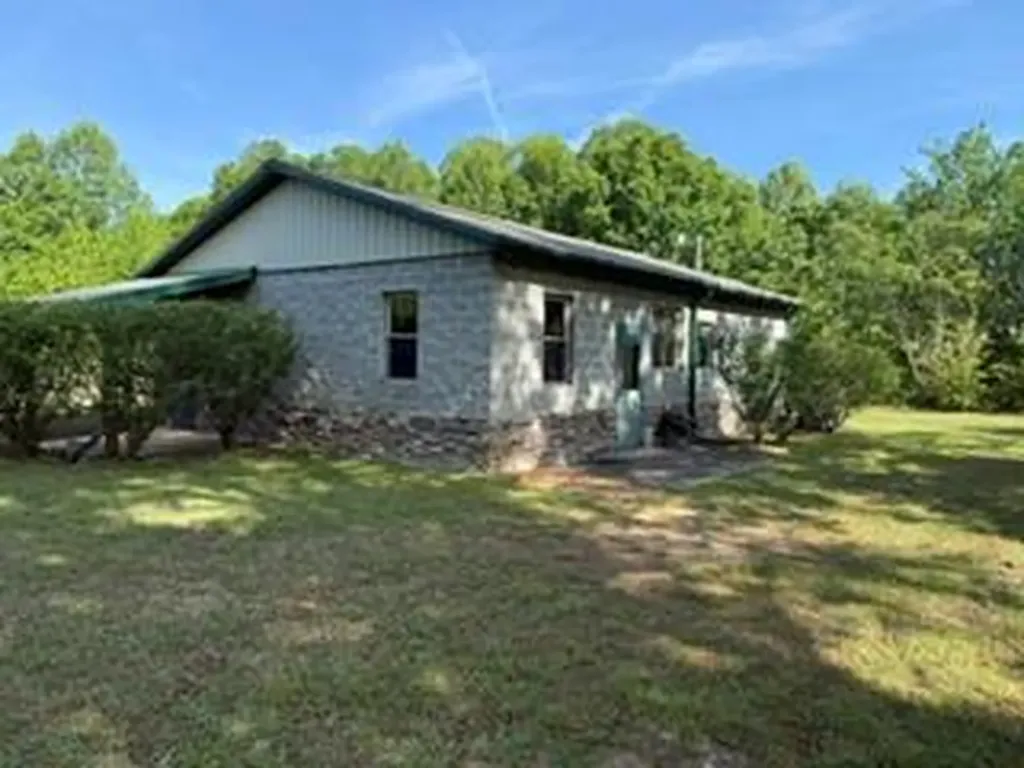 465 Old Eagle Creek Road Smithville TN 37166