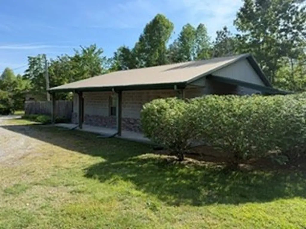 465 Old Eagle Creek Road Smithville TN 37166