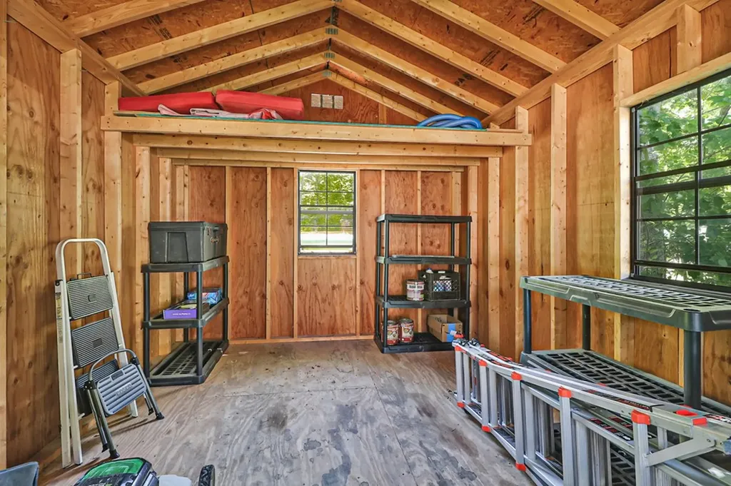 874 Deer Lodge Highway Clarkrange TN 38553