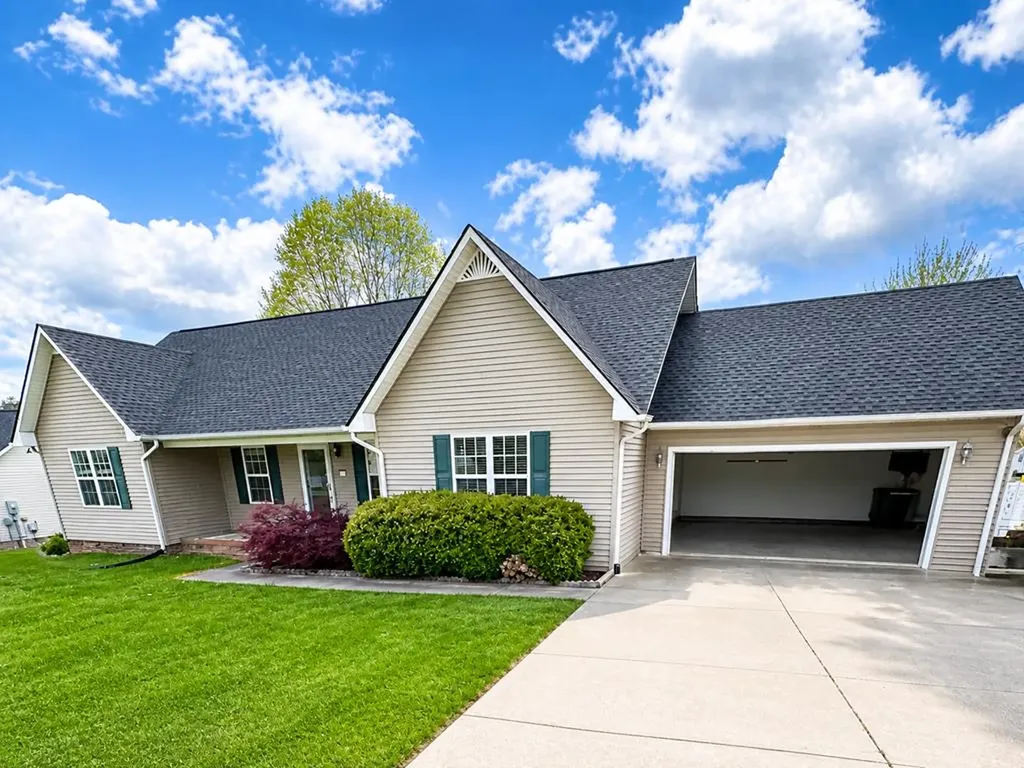 7008 Brittney Circle Baxter TN 38544-4972
