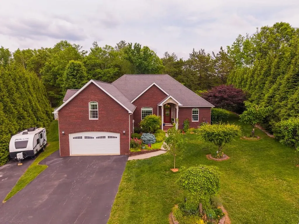 274 Landmark Circle Sparta TN 38583