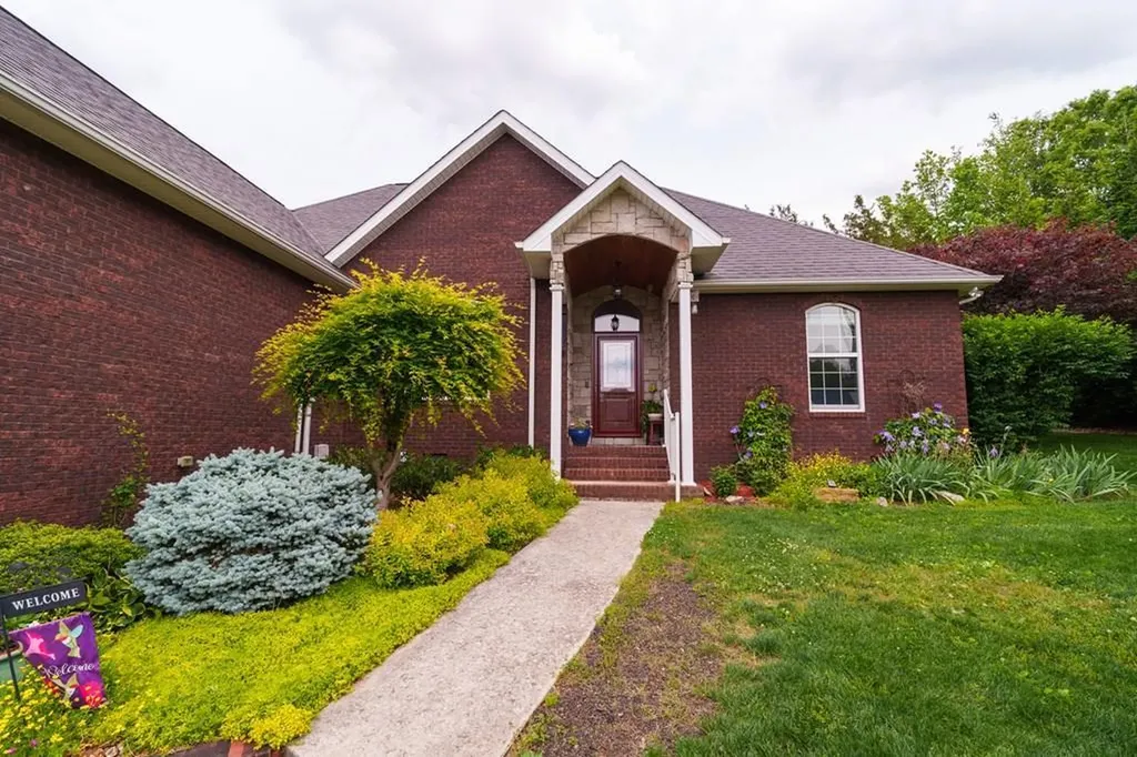 274 Landmark Circle Sparta TN 38583