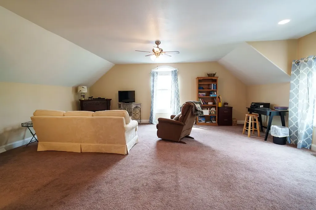 274 Landmark Circle Sparta TN 38583
