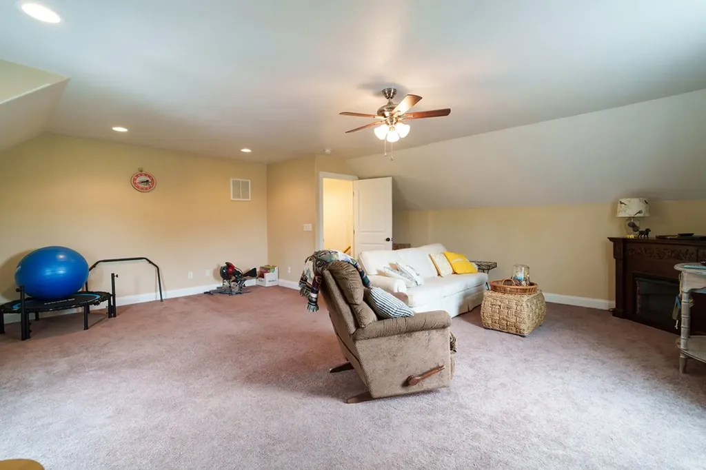 274 Landmark Circle Sparta TN 38583