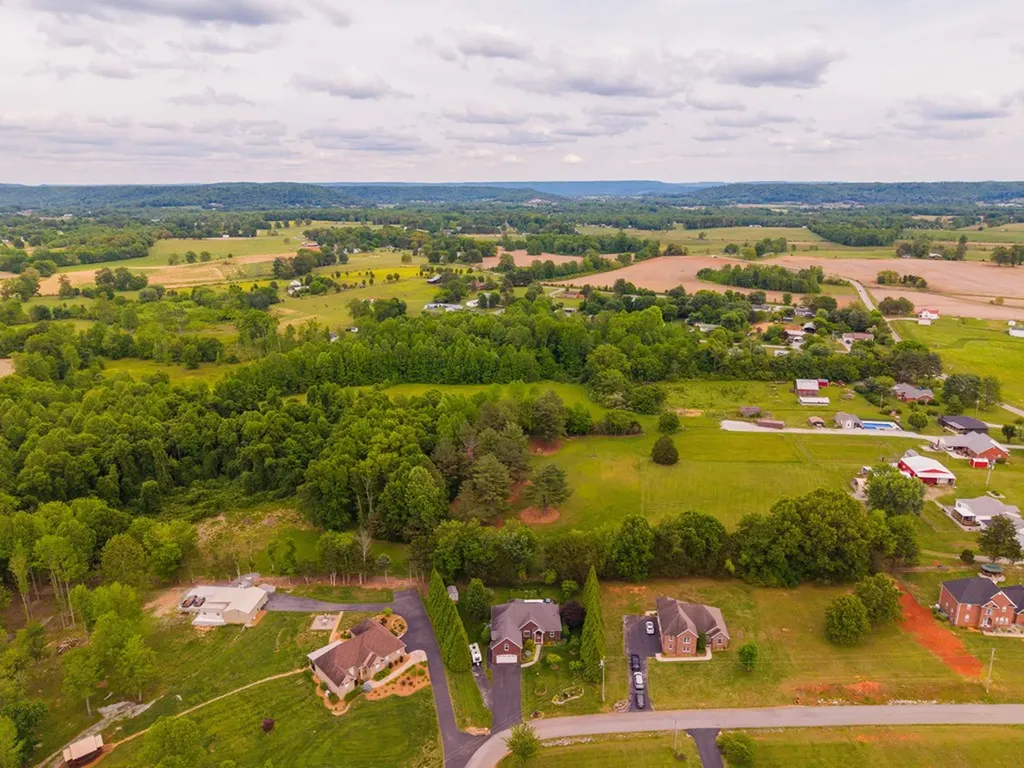274 Landmark Circle Sparta TN 38583