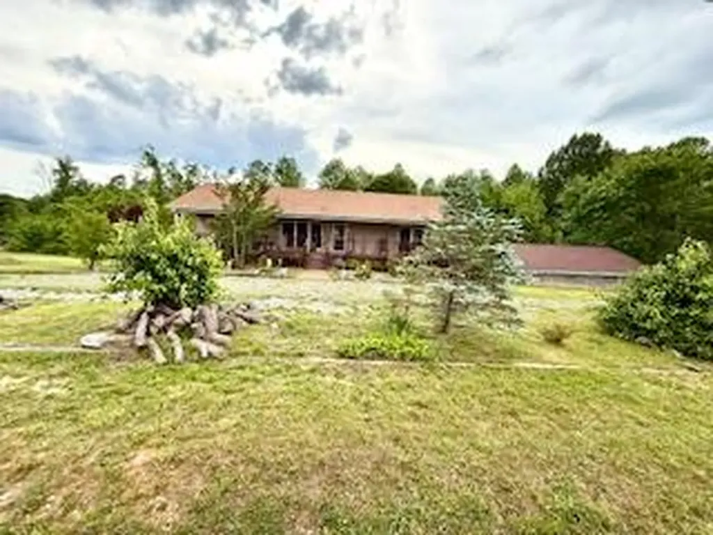 7320 Cyphers Drive Cookeville TN 38501
