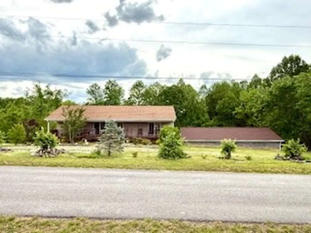 7320 Cyphers Drive Cookeville TN 38501