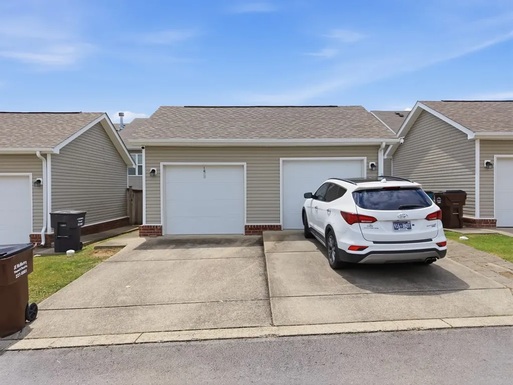 1421 Riverbrook Drive Hermitage TN 37076