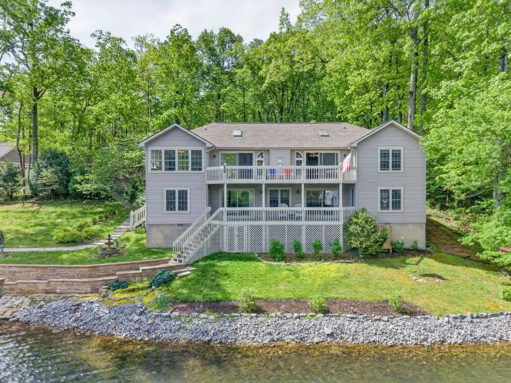 253 Dublin Lane Crossville TN 38558