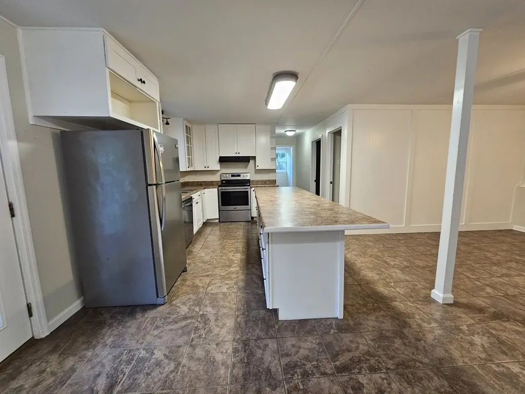 3337 Hartsville Road Lafayette TN 37083