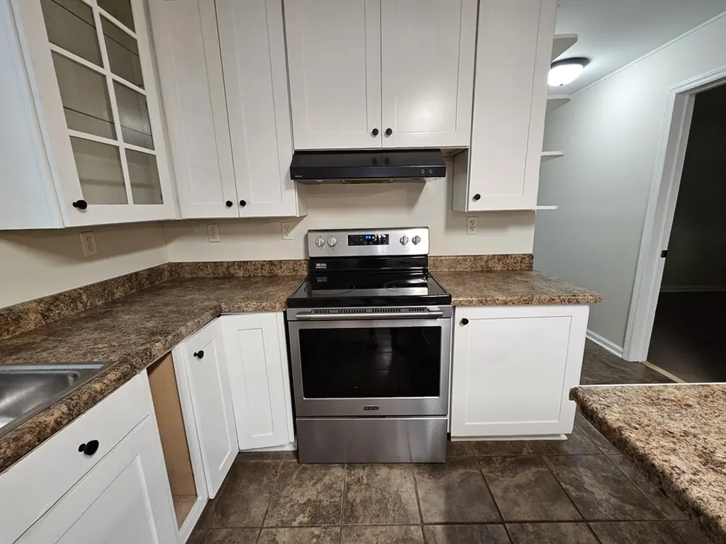 3337 Hartsville Road Lafayette TN 37083