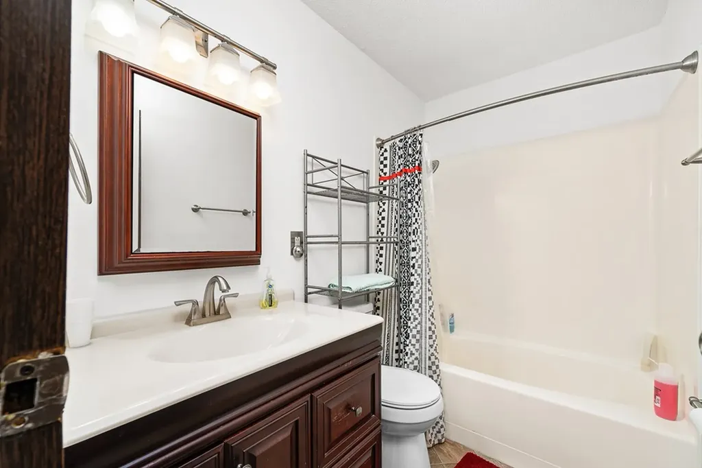 13 Wilshire Heights Drive Crossville TN 38558