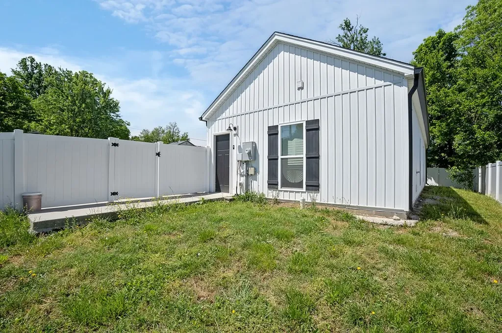 220 E 16th Street Cookeville TN 38501