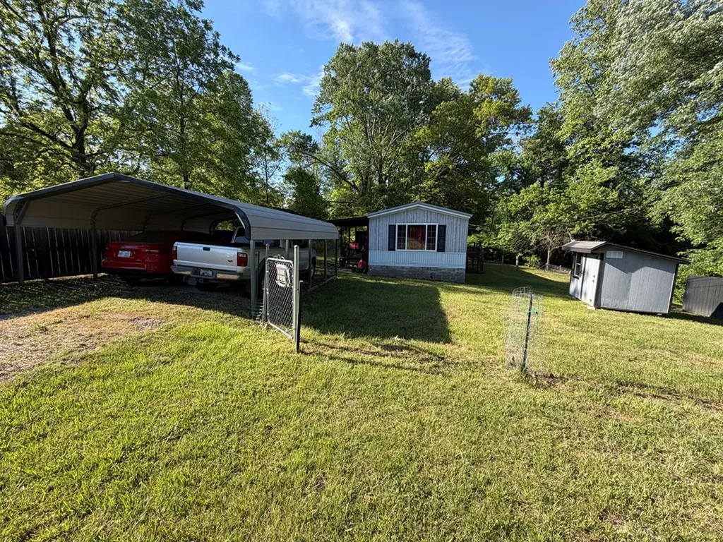 119 Clayborn Jamestown TN 38556