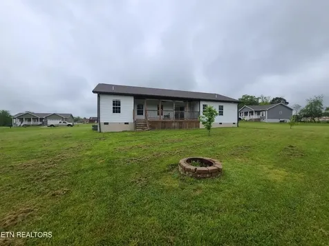 106 Maca Ridge Circle Clarkrange TN 38553-2100