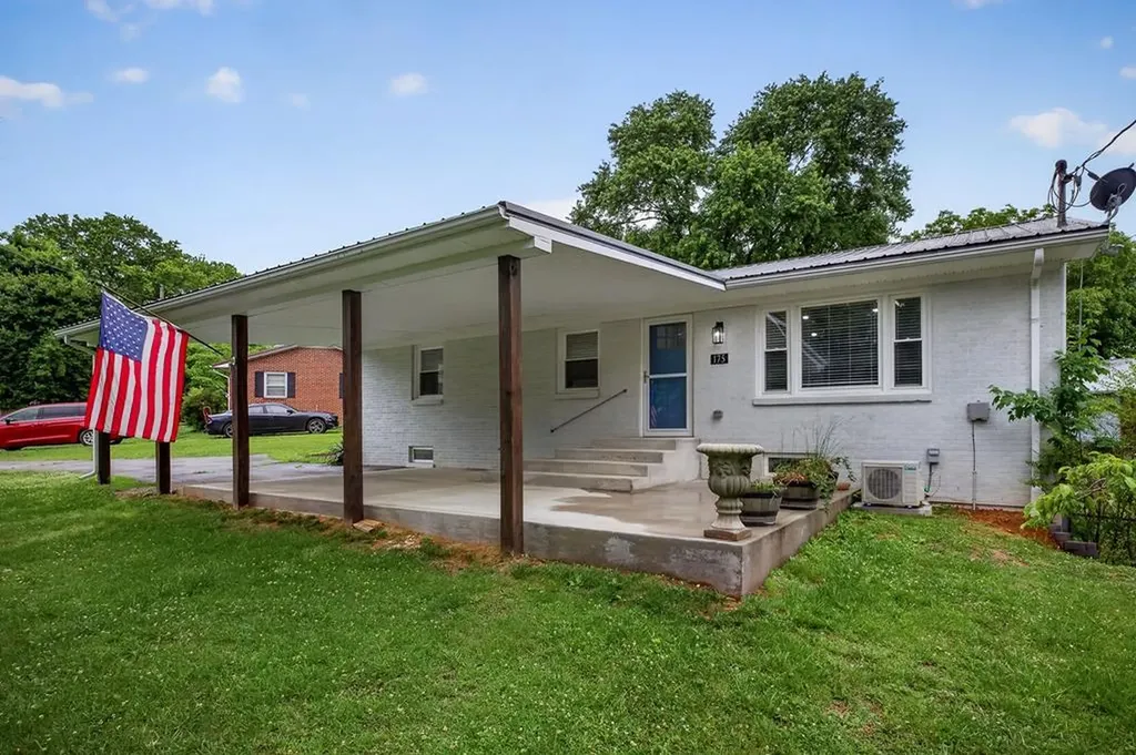 175 Epperson Avenue Cookeville TN 38506
